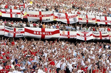 Liverpool, arsenal, manchester utd, manchester city, chelsea, tottenham, real madrid, fc barcelona and more. Brazil 2014: England football fans face £5,500 cost to get ...