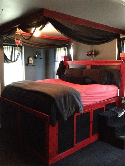 Items Similar To King Size Midevil Captains Bed On Etsy Free Download
