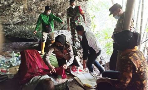 Manusia Gua Di Malang Dievakuasi Setelah 20 Tahun