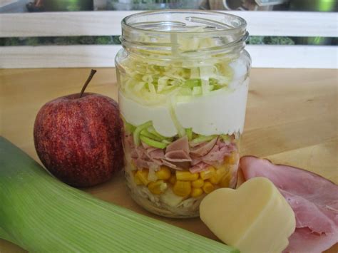Die kuner jogonaise ist der perfekte ausgleich von mayonnaise und joghurt. Küchenfein: Fein geschichtet - Schichtsalat