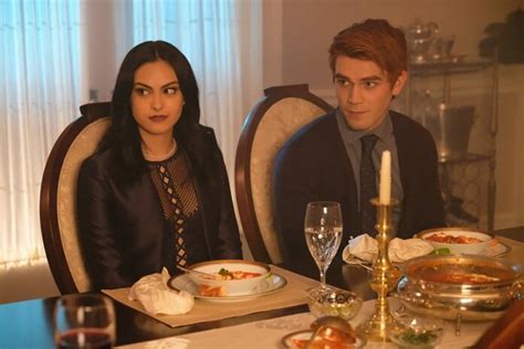 Mary asks archie to stand bu his father when he announces his candidacy. Riverdale Season 2 Episode 3 Preview: Photos, Trailer, and ...