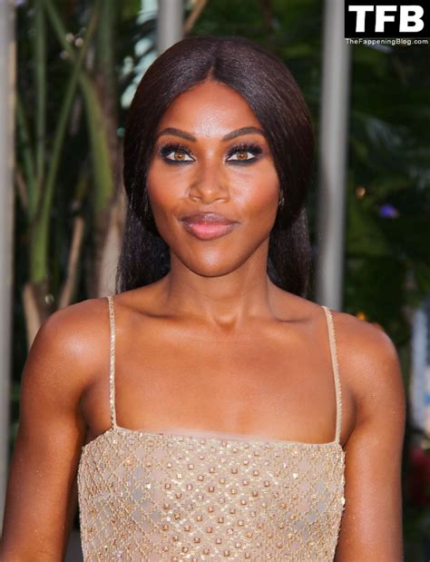 Dewanda Wise Flashes Her Nude Tits At The “jurassic World Dominion” Premiere In Hollywood 15