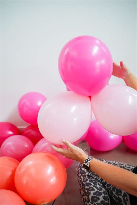 How To Make The Easiest Balloon Garland Ever Easy Balloon Garland