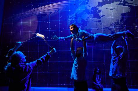 Review The Curious Incident Of The Dog In The Night Time Wmc Thesprout