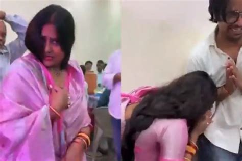 Woman Performance Mujhko Piyar Nahin Karte Viral Video