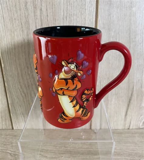 DISNEY STORE EXCLUSIVE Winnie The Pooh Tigger 3D LARGE Red Ceramic Mug