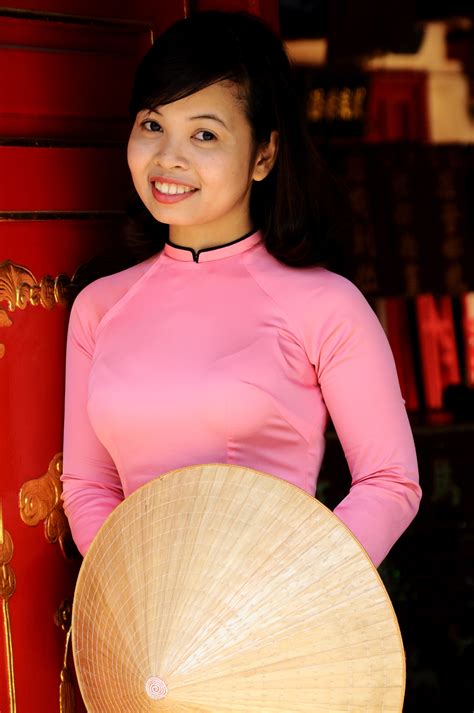 Vietnamese Young Woman In Pink Dress Free Image Download