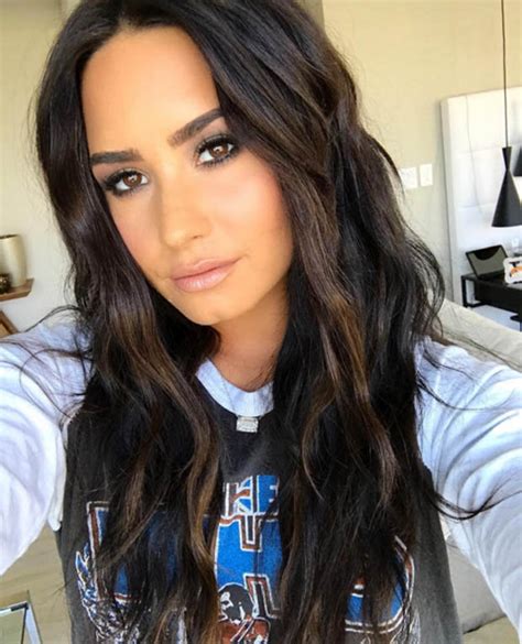 Demi Lovato Hot Instagram Pic Puts Cleavage In Spotlight Daily Star