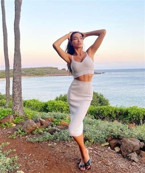 instagram crush kelly gale 25 photos suburban men