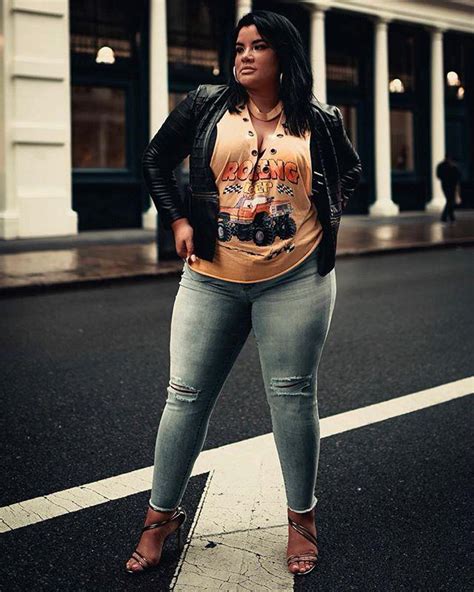 Best Plus Size Jeans Outfits Images In 2019 On Stylevore