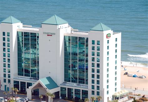 Oceanfront Virginia Beach Boardwalk Hotels Surfbreak Oceanfront Hotel