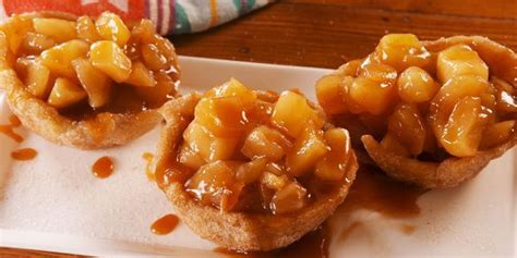 Crustless Apple Pies Are The Most Genius Way To Save Calories Recipe Apple Recipes Apple