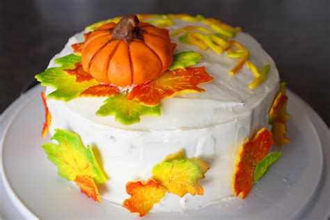 Autumn Pumpkin Birthday Cake Perfuzion