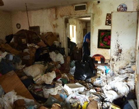 Wretched And Filthy Living Conditions 29 Pics Izismile
