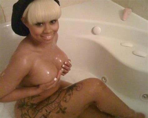 Blac Chyna Nude In The Bathtub Showing Huge Boobs But Covering And