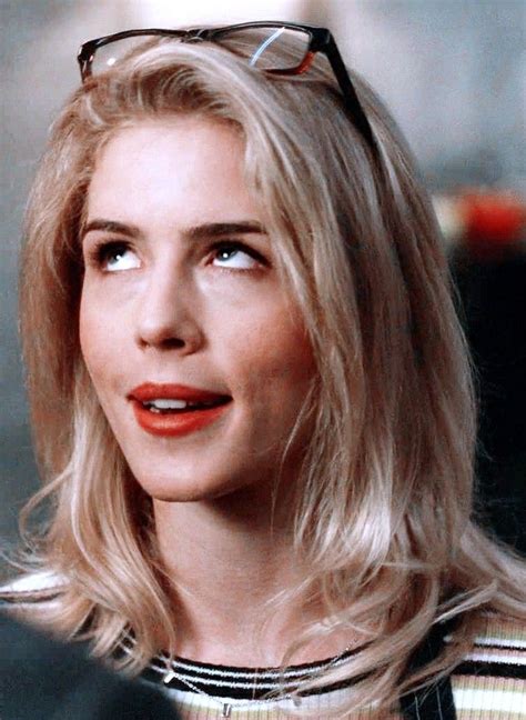 emily bett is so good at felicity faces especially when she s being funny emily bett