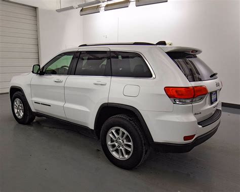 Pre Owned 2018 Jeep Grand Cherokee Laredo E 4wd