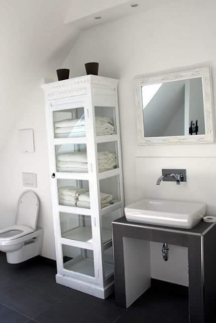 Dabei sind die produkte aufwändiger als beim komfort bad. Badezimmer Ausstattung - Antikus