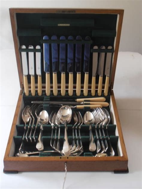 Firths Boxed Set Of Stainless Steel Sheffield Cutlery Service C192030