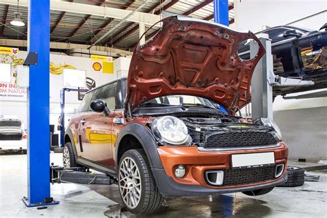 This procedure is for the later model mini coopers. Mini Cooper Service Dubai | Mini Cooper Repair UAE | ZDEGREE