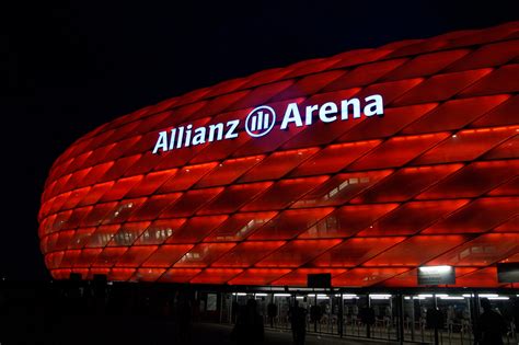 allianz arena bei nacht 2 foto and bild architektur architektur bei nacht sport bilder auf