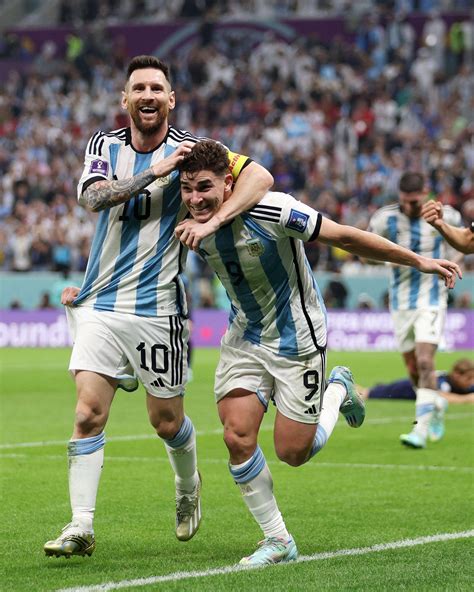 Fifa World Cup Argentina 3 0 Croatia Messi Inspire Team To Victory