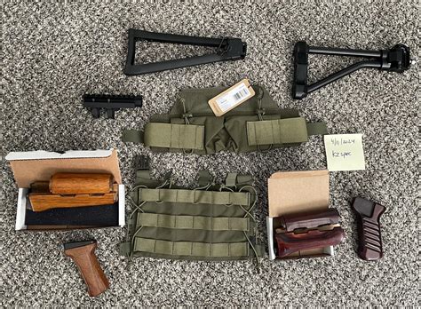 Krink Ultimak M13, Combloc Customs SAM7K handguard and grip, Chinese AK