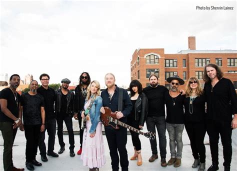 Tedeschi Trucks Band Announces 10th Anniversary Residency At The Beacon Theatre