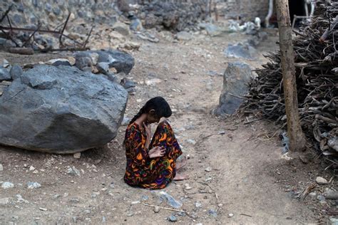 guerra no iêmen causa uma das piores catástrofes humanitárias do mundo