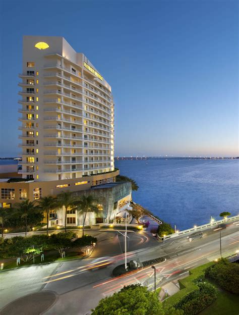 Hôtel De Luxe 5 étoiles Brickell Mandarin Oriental Miami