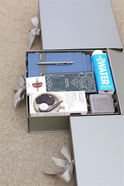 When it's time to welcome a new hire to the team, employee welcome kits are the first opportunity to you might see gift cards to a nearby coffee shop or something more practical, like your benefits package. Pin on Gift Basket Business