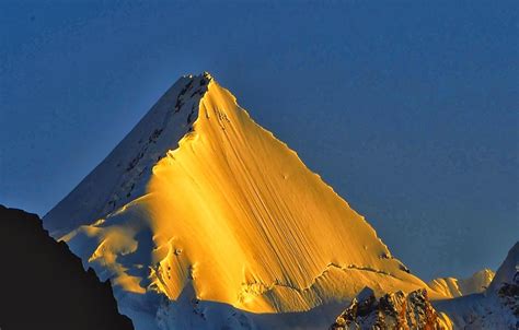Mountain Of Gold Angel Peak Is 6858 M In Karakoram Range Pakistan