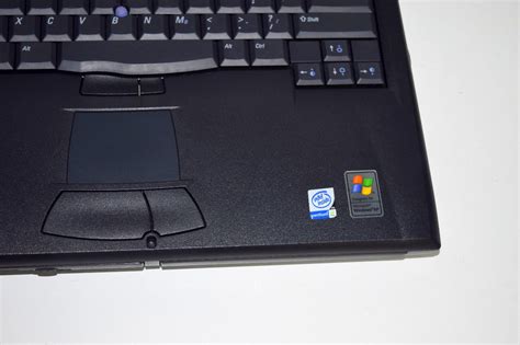 Dell Latitude C810 Pp01x Laptop Windows 2000 Professional Premier