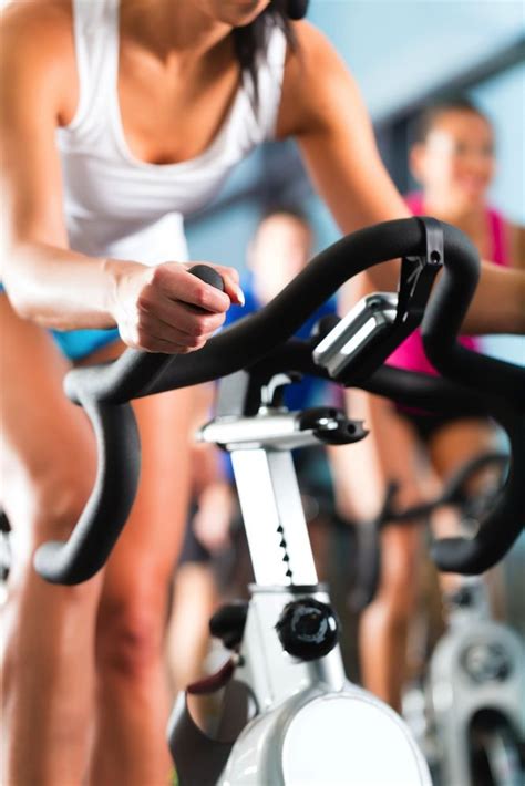 10 Stretches For Spin Class Junkies Cycling Workout Spinning Workout Spin Bike Workouts