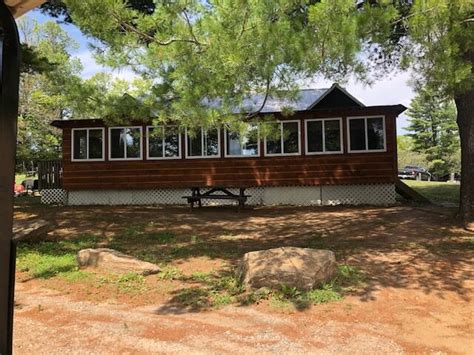 Chemong 5 Rental Cabin At Fernleigh Lodge Newer Style Log Cabin