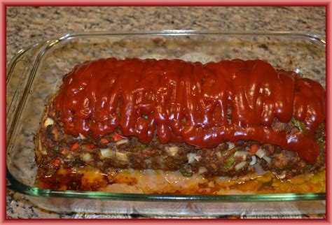 The claflin, kansas cook whips up this delicious loaf when she's looking for a . Traditional Southern Meatloaf | Traditional meatloaf ...
