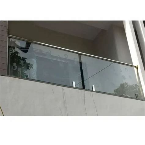 Silver Regular Stainless Steel Glass Balcony Railing Mounting Type