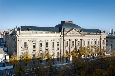 Die Gebäude Staatsbibliothek Zu Berlin