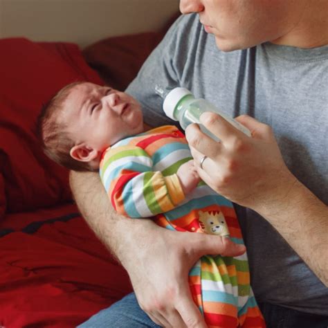 Baby Fussy During Feeding Bottle Know The Causes And Solutions