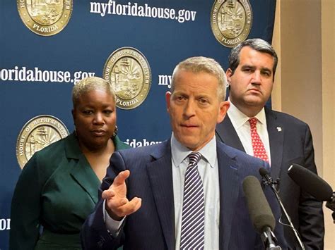 Florida Lawmakers Prepare For Gov Desantis To Veto A Social Media Ban