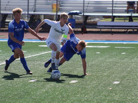 High School Boys Soccer Ridgeline Stuns Dixie Advances To 4a