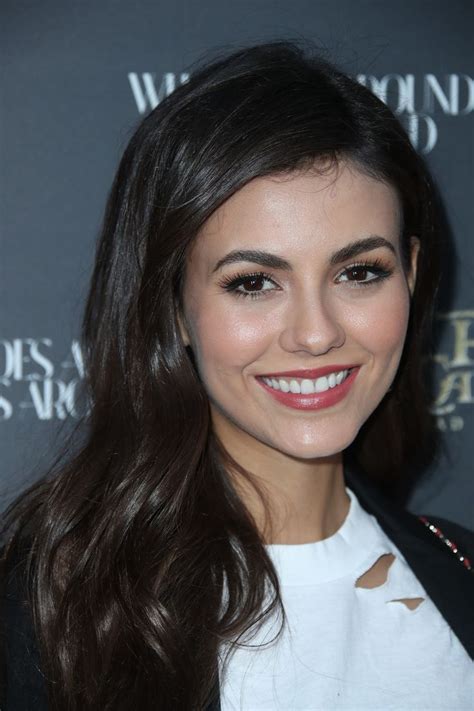 Victoria Justice Disneys Pirates Of The Caribbean What Comes