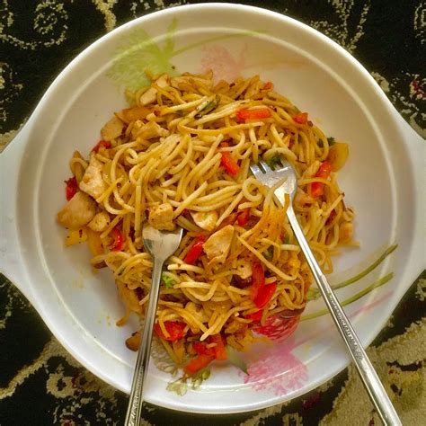 Resipi spagetti seafood aglio alio. Resepi Spaghetti Aglio e Olio simple dan sedap - Amar Razali