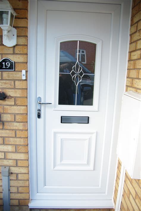 Trusted every day since 1840. Yale Double Glazed Front Doors | Exterior door handles ...