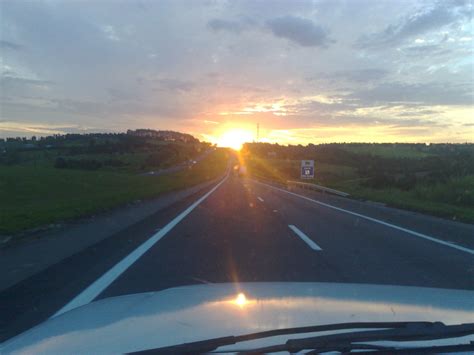 Sunset On The Highway Композиция