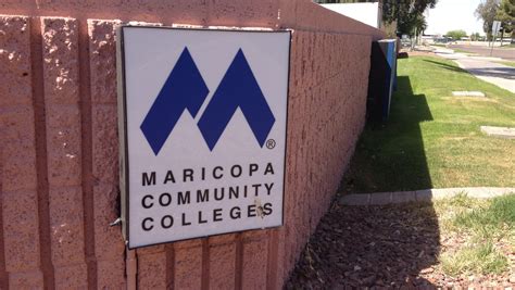 Maricopa Colleges Struggle To Fix Payroll Errors