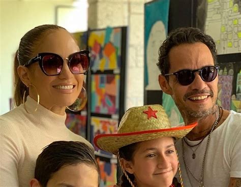 Jennifer Lopez Marc Anthony And Twins Max And Emme From Stars