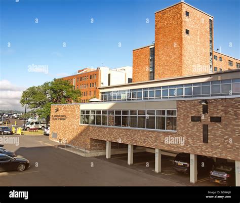 Saint Josephs Hospital School Of Nursing Hi Res Stock Photography And