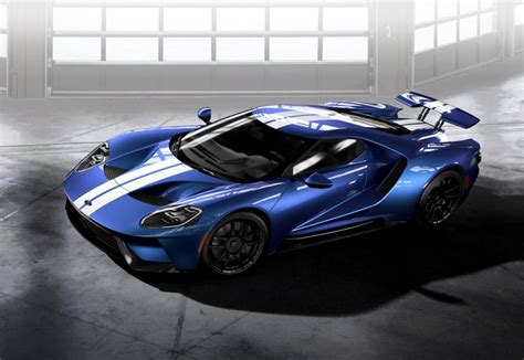 The new ford gt tips the scales at 3,054 pounds, while its predecessor was just a little heavier at 3,351. Applications Begin for First 500 Ford GT Supercars ...