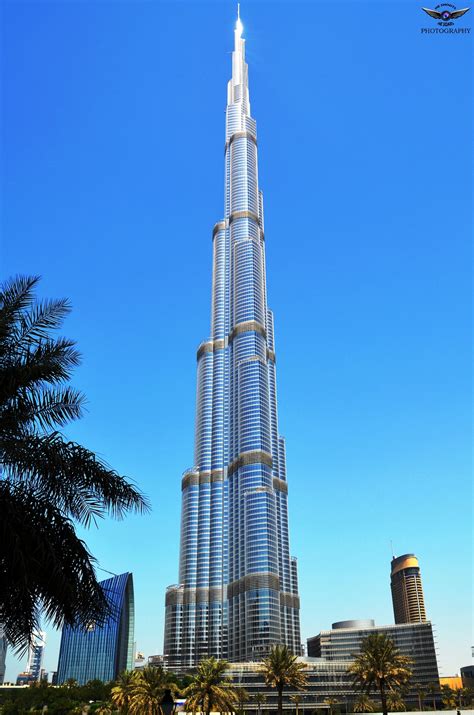 Burj Khalifa Is The Tallest Skyscraper In The World E